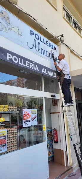 Pollería Almadén - Tienda de aves de corral en Madrid - foto 2