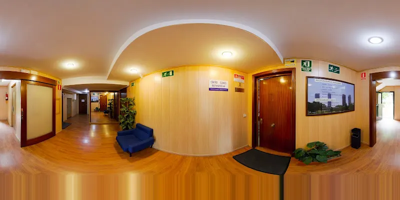 Centro Clínico Betanzos 60