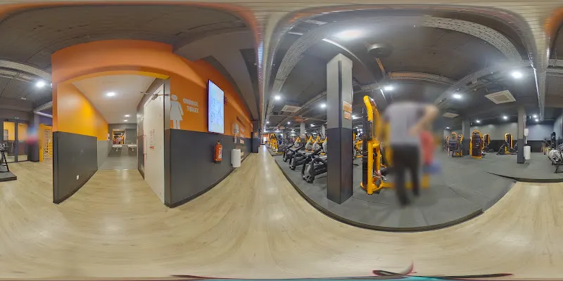 Basic-Fit - Gimnasio en Madrid - foto 2
