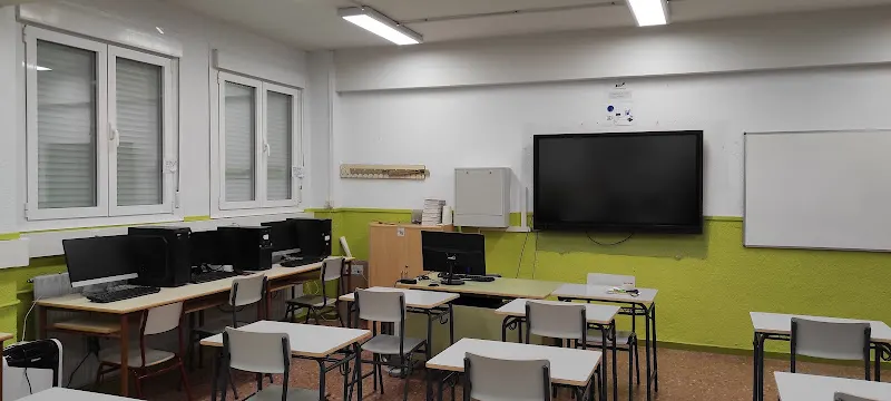 CEPA José Luis Sampedro - Escuela de educación para adultos en Madrid - foto 2
