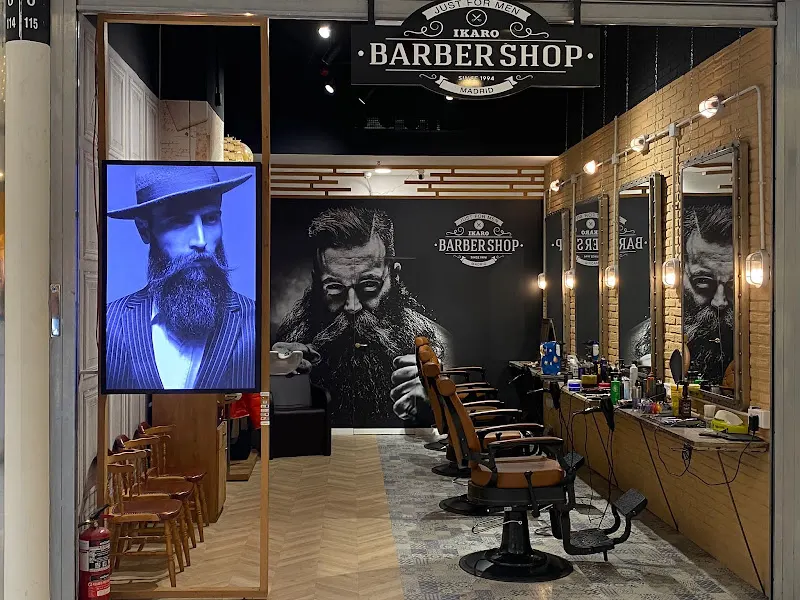 Ikaro Barbershop la Vaguada - Barbería en Madrid - foto 2