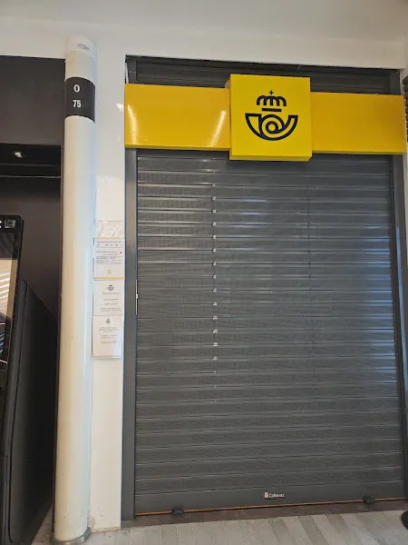Oficina de Correos - Oficina de correos en Madrid - foto 2