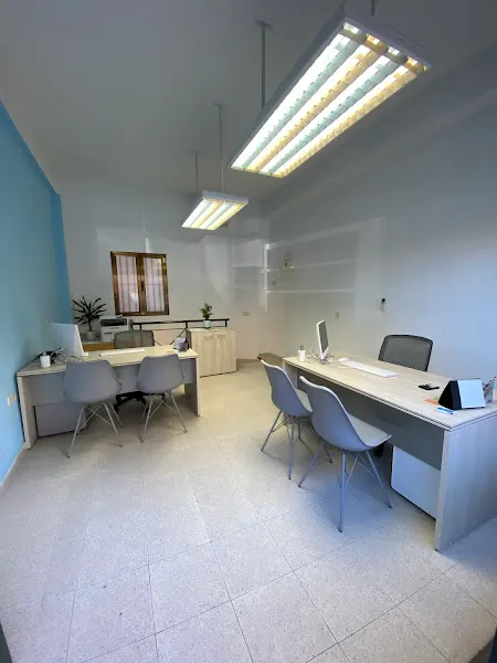 Tu hogar 21 - Agencia inmobiliaria en Madrid - foto 2