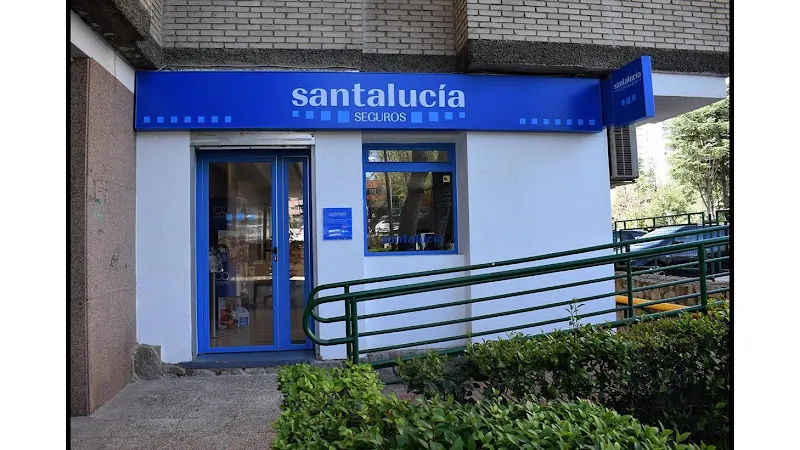 Agencia de Santalucía Seguros - Agencia de seguros en Madrid - foto 2