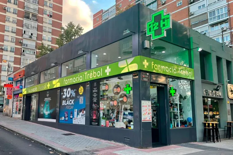 Farmacia Trébol Monforte - Farmacia en Madrid - foto 2