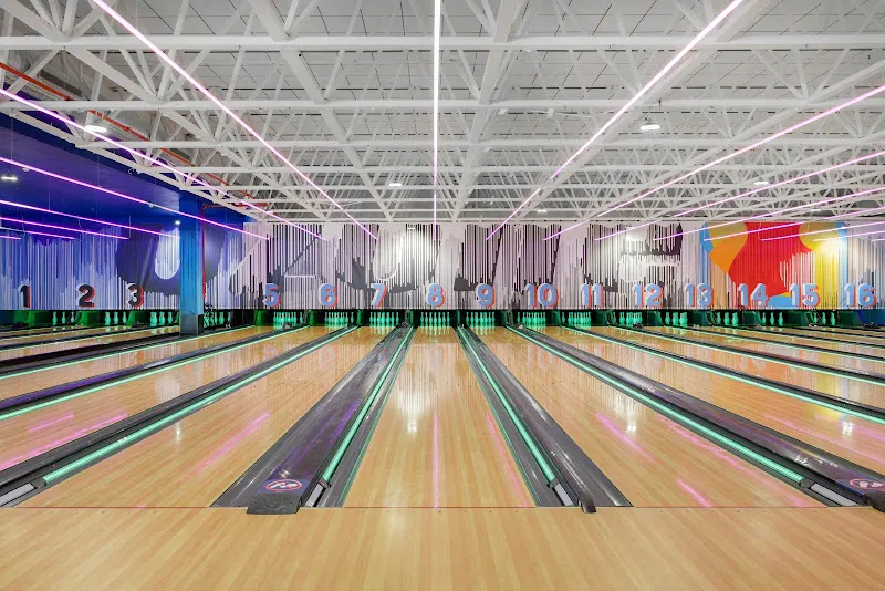 Ozone Bowling City Madrid - La Vaguada - Bolera en Madrid - foto 2