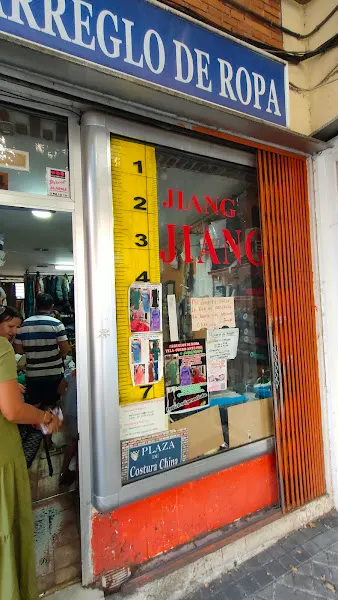 Costurera china Jiang - Tienda de arreglos de ropa en Madrid - foto 2
