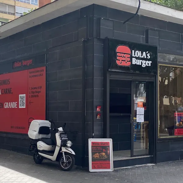 LOLA'S Burger - Restaurante americano en Madrid - foto 2