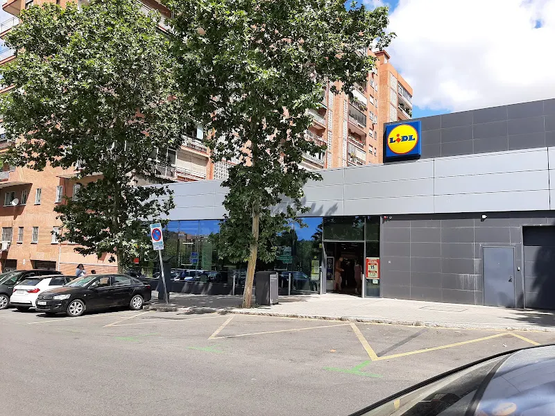 Lidl - Supermercado de descuentos en Madrid - foto 2