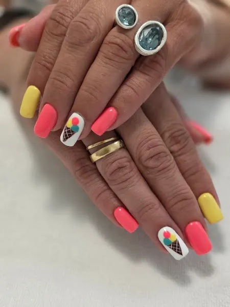 ESCOBAR F NAILS & BEAUTY - Madrid