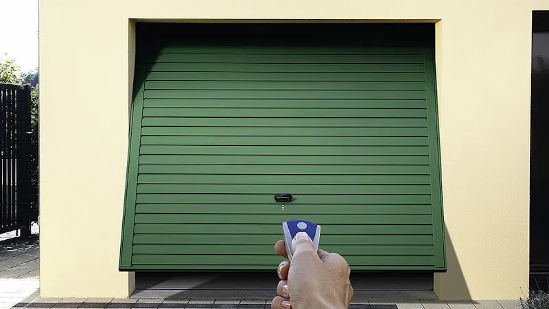 DOORMATIC - Reparación de puertas automáticas - Proveedor de puertas para garaje en Madrid - foto 2