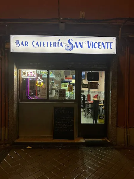 Bar Cafetería San Vicente - Bar en Madrid - foto 2