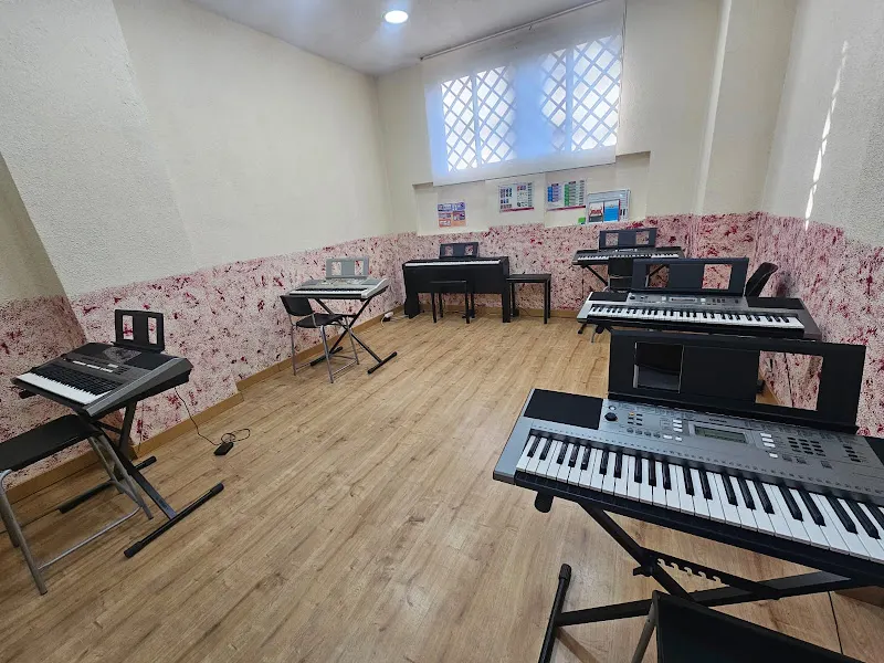 Adictos a las Teclas Escuela de Música - Escuela de música en Madrid - foto 2