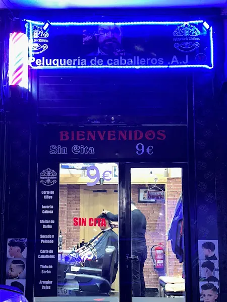 Peluquería de caballeros - Peluquería en Madrid - foto 2