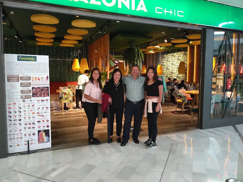 Lady Bolsos, PLAZA DE CORCUBIÓN 13, LOCAL 2