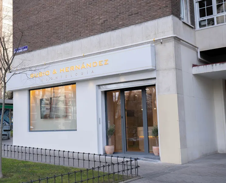 Rubio & Hernández Odontología - Clínica dental en Madrid - foto 2
