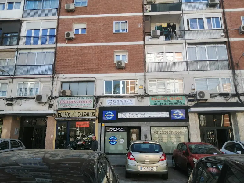 Clinica Dental Dra. Alcántara - Dentista en Madrid - foto 2