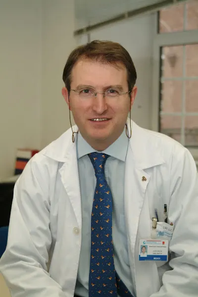 Dr. Juan Carlos Abril Martín, Traumatologo - Clínica del dolor en Madrid - foto 2