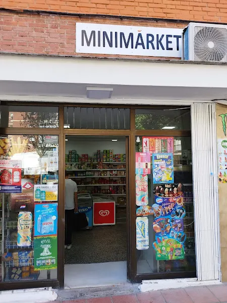 Minimarket carniceria - Tienda de alimentación en Madrid - foto 2