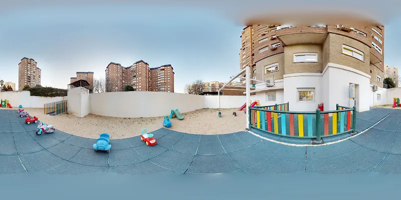 Escuela Infantil Nemomarlin La Vaguada - Centro de educación preescolar en Madrid - foto 2
