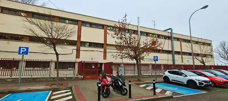 AFANIAS Colegio Las Victorias - Centro de educación especial en Madrid - foto 2