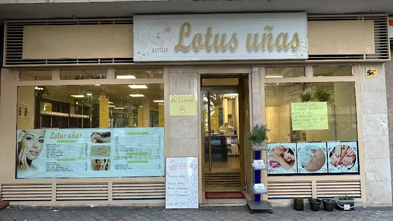 Lotus uñas - Salón de manicura y pedicura en Madrid - foto 2