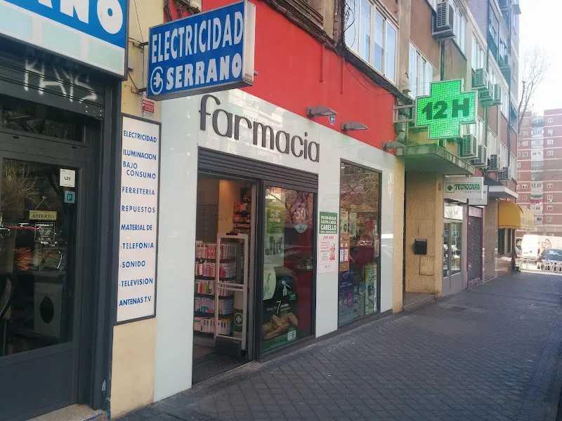 Farmacia Alférez - Farmacia en Madrid - foto 2