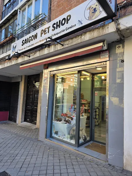 Saigon Pet Shop - Tienda de productos para mascotas en Madrid - foto 2